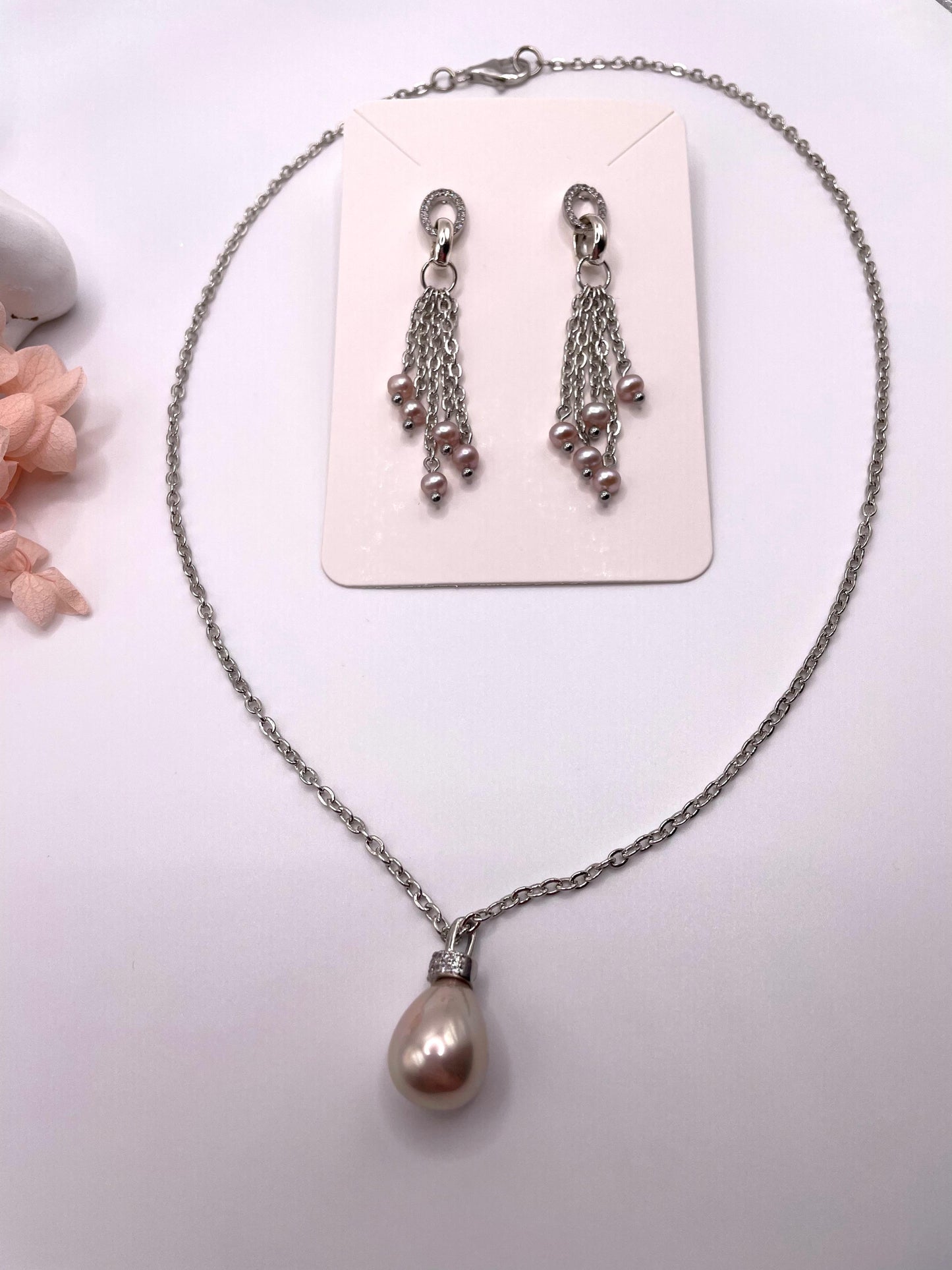 Schmuck-Set, Kette und Ohrringe, Süsswasserperlen und Muschelperle