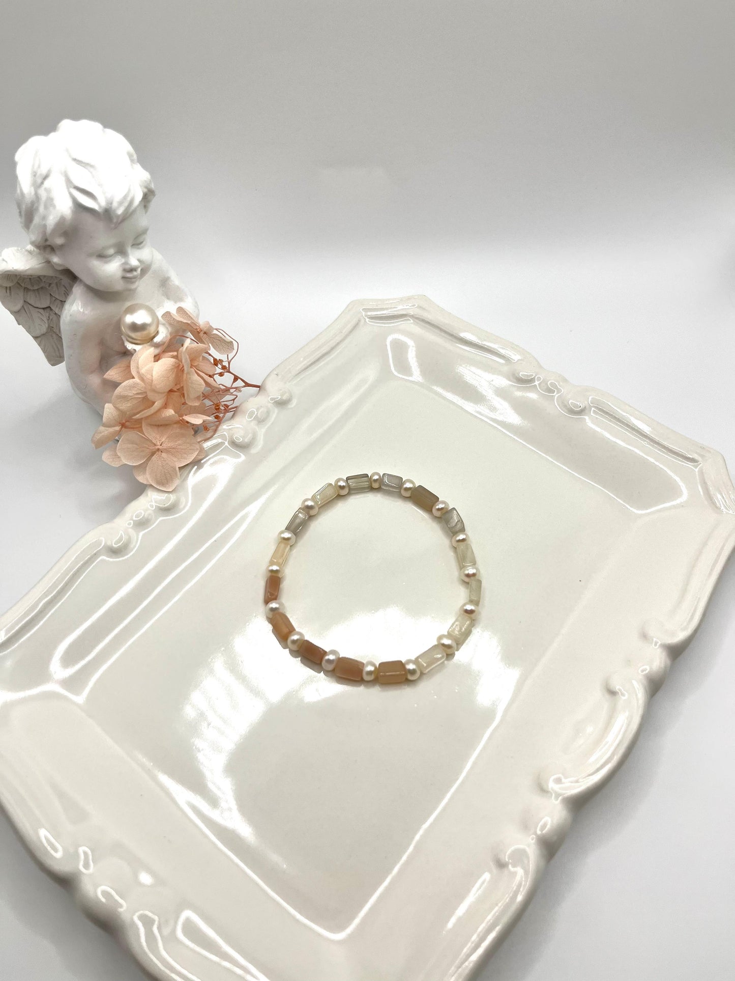 Perlenarmband mit Mondstein