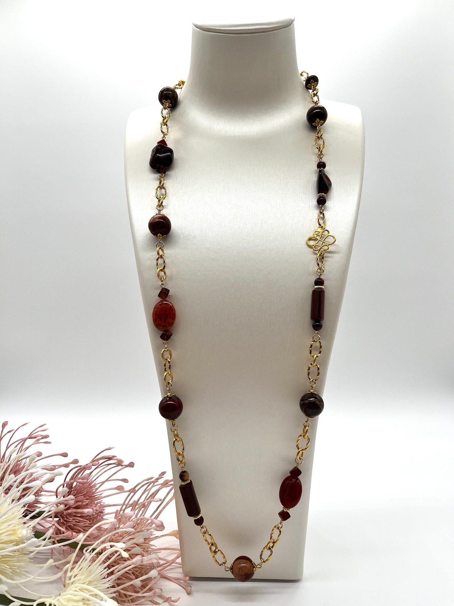 Roter Jaspis und Achat, elegante Edelstein Kette