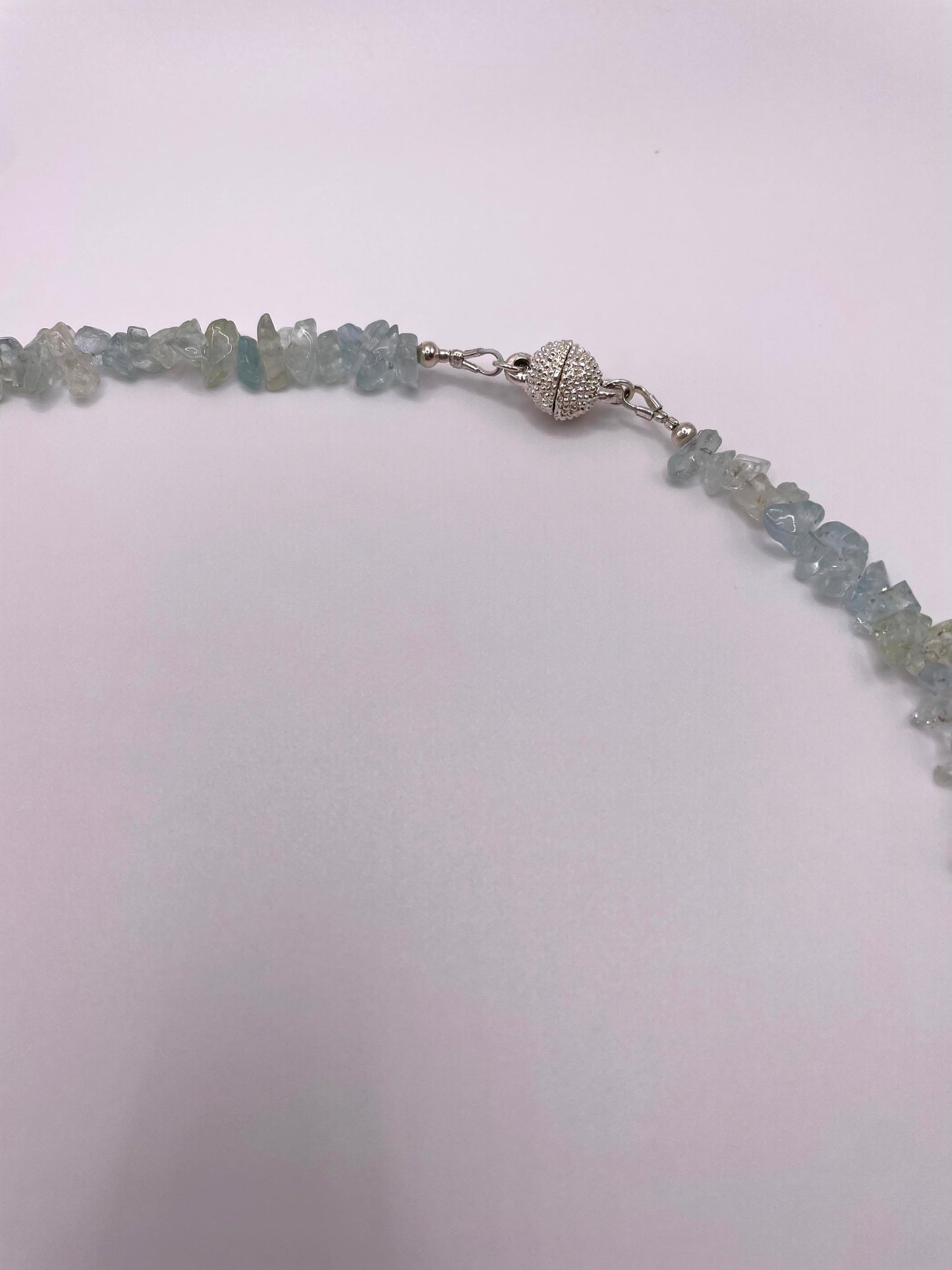 Aquamarin und Süßwasserperlen, zarte Edelstein Kette