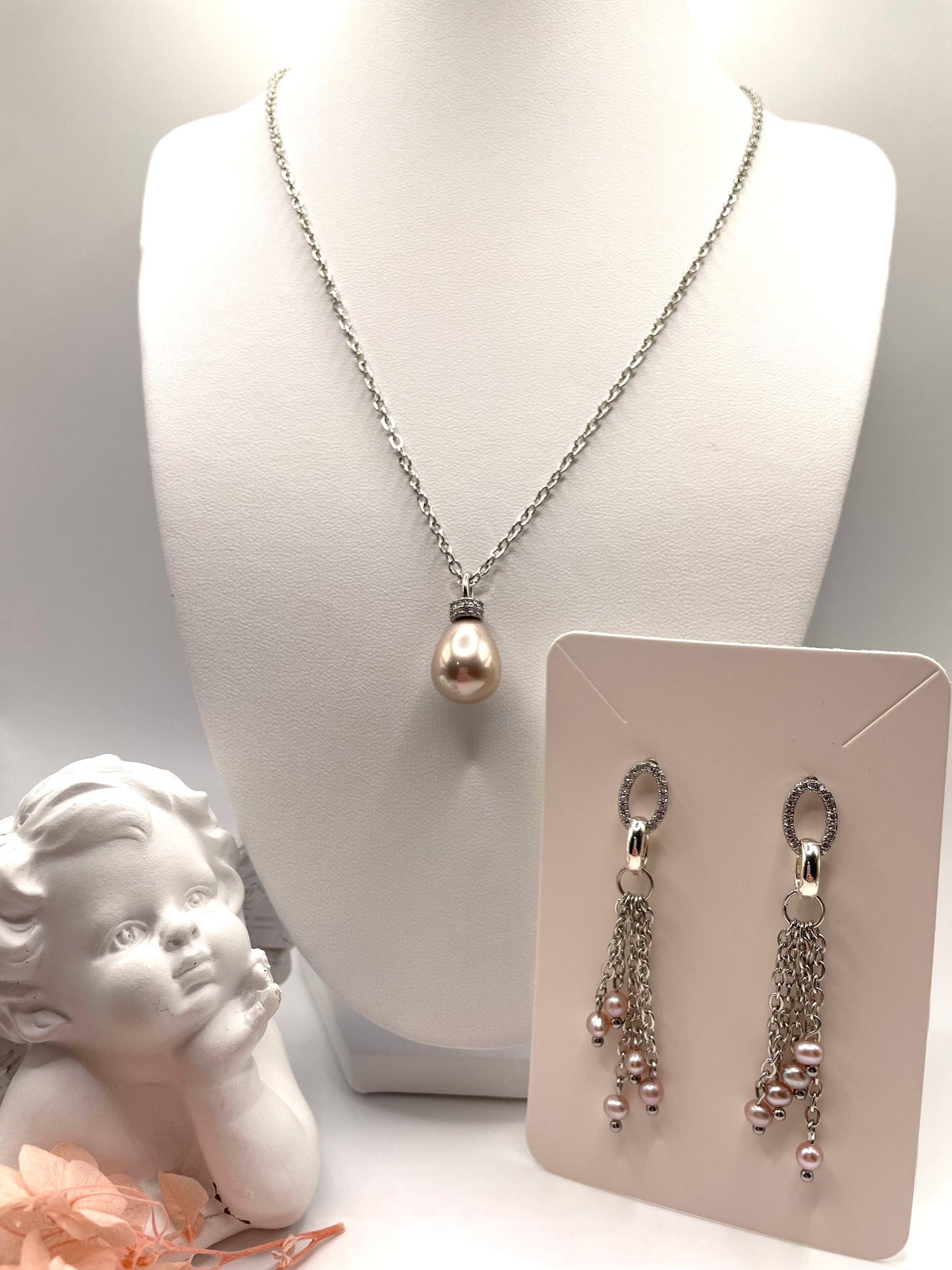 Schmuck-Set, Kette und Ohrringe, Süsswasserperlen und Muschelperle