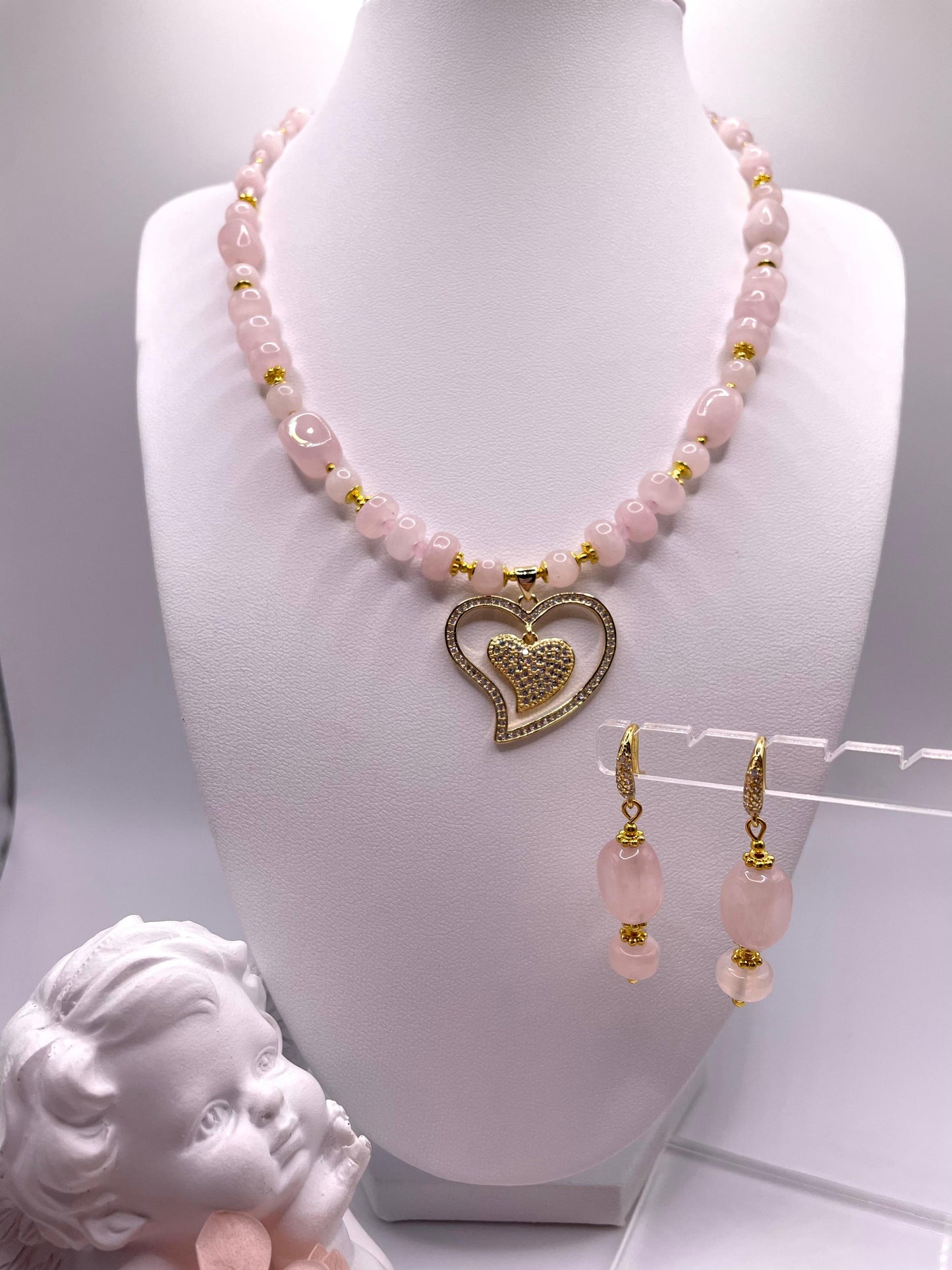 Rosenquarz, Edelstein Schmuck-Set, Kette und Ohrringe