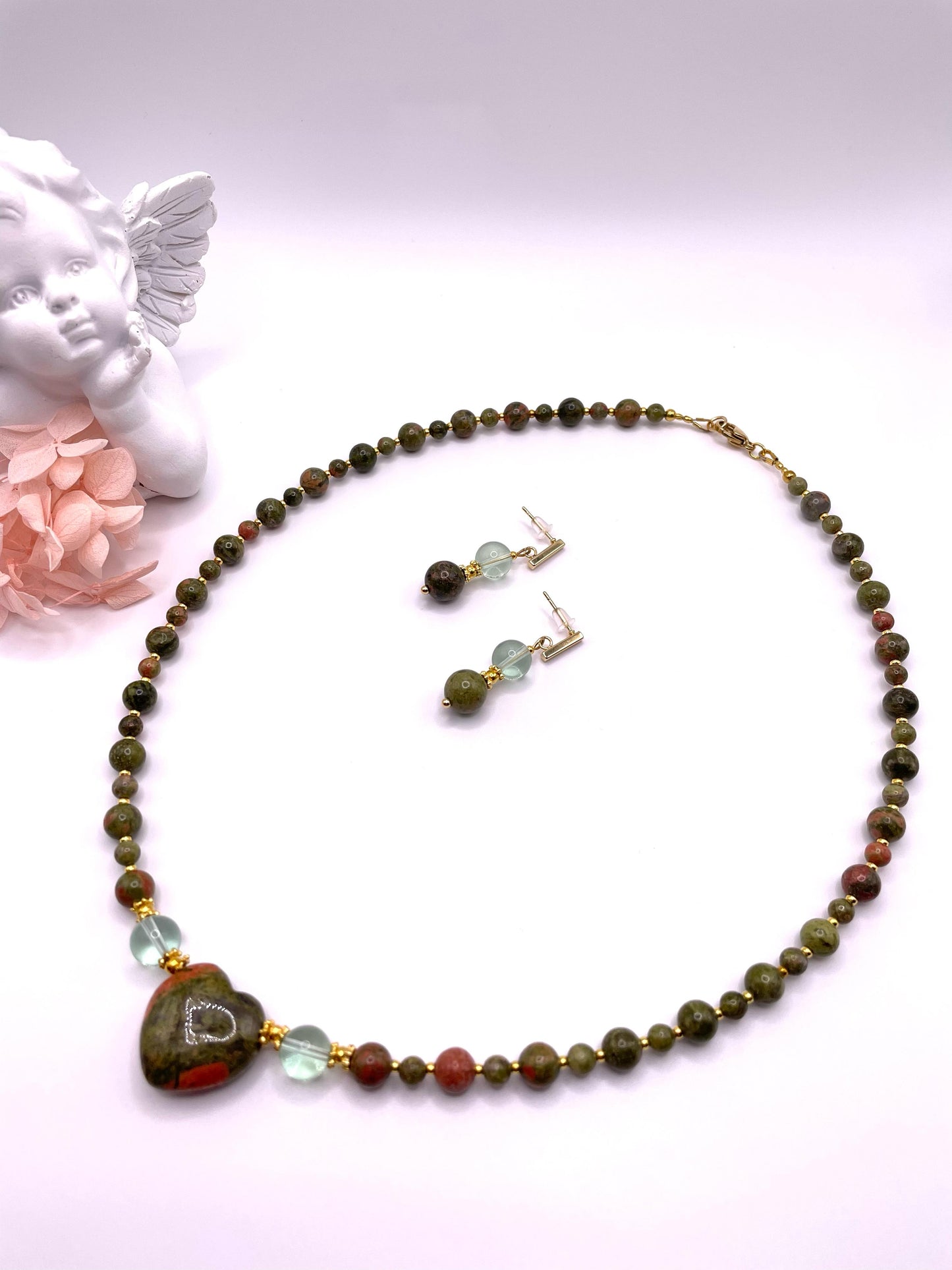 Unakit, Fluorit, Edelstein Schmuck-Set, Kette mit Herz-Anhänger, Ohrringe