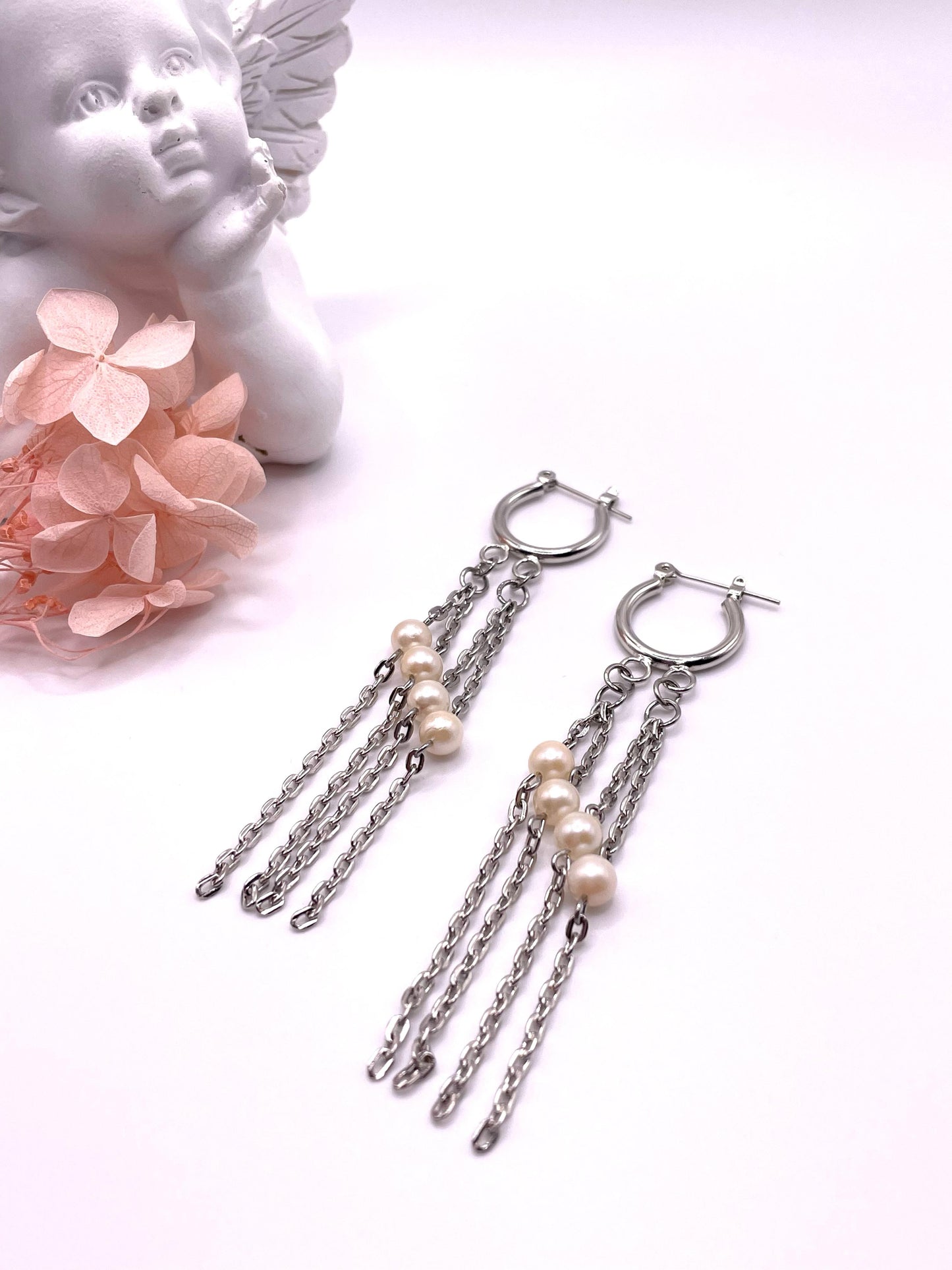 Ohrringe-Kreolen mit weissen Süßwasserperlen