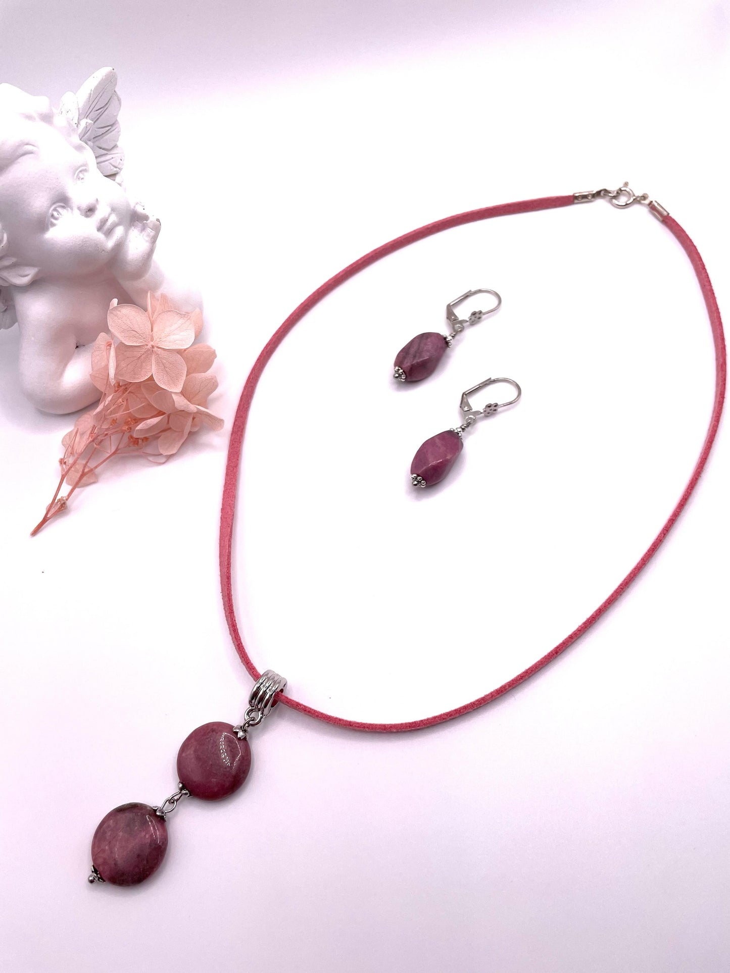 Schmuck-Set mit Rhodonit auf Lederband