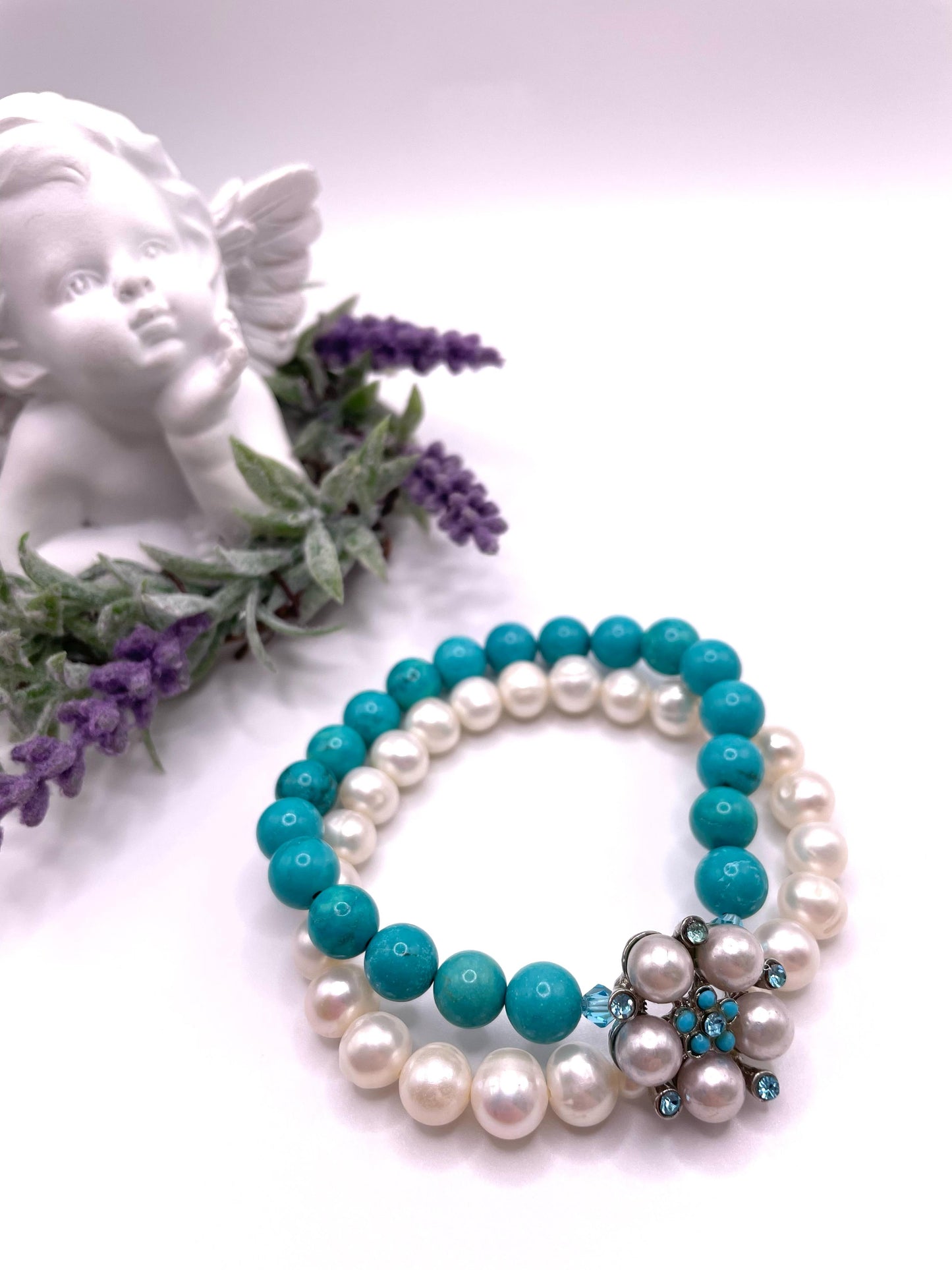 Süßwasserperlen, Howlith, Armband zweireihig, elastisch