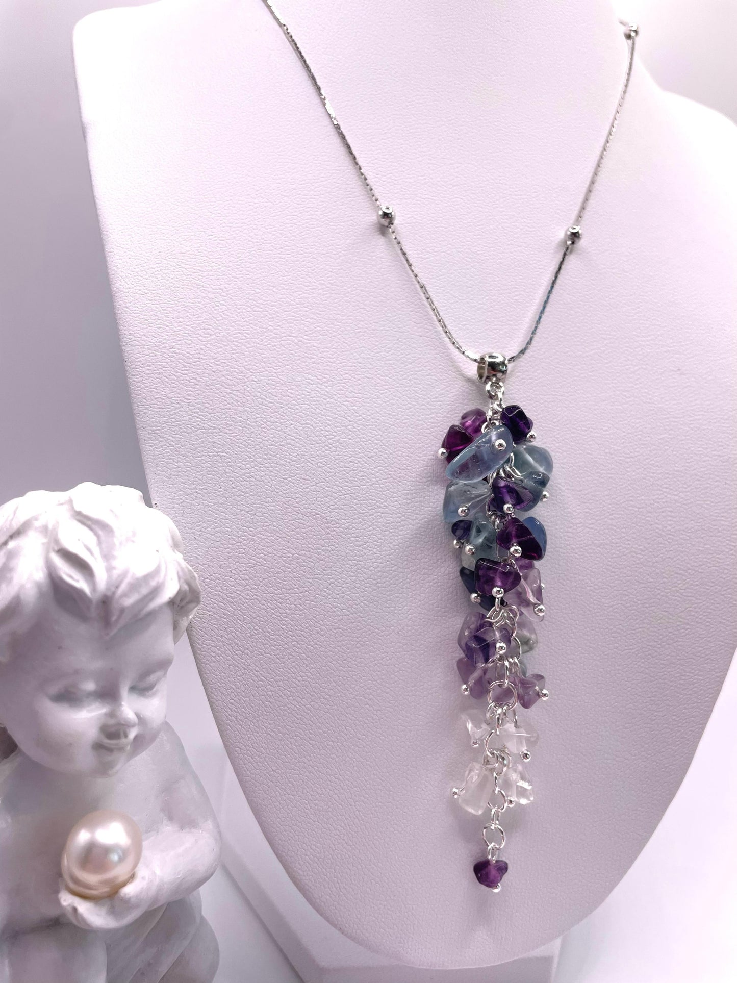 Wunderschönes Schmuck-Set mit Fluorit, Kette mit Anhänger und Ohrringe