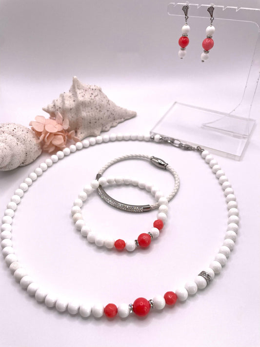 Schmuck-Set Tridacna Perlen und Koralle, Kette, 2x Armbänder, Ohrringe