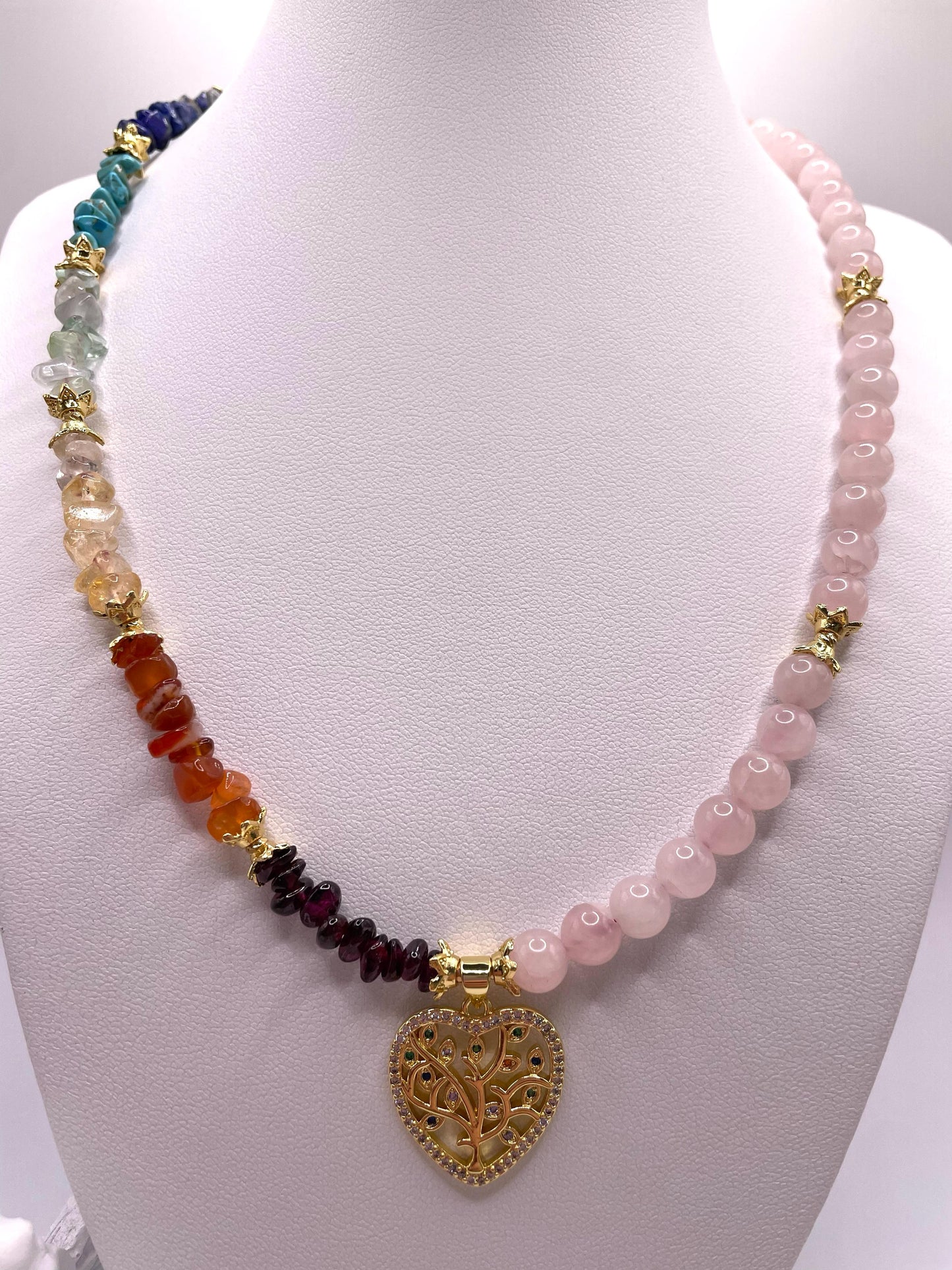 Chakren Kette, Edelsteinschmuck mit Rosenquarz