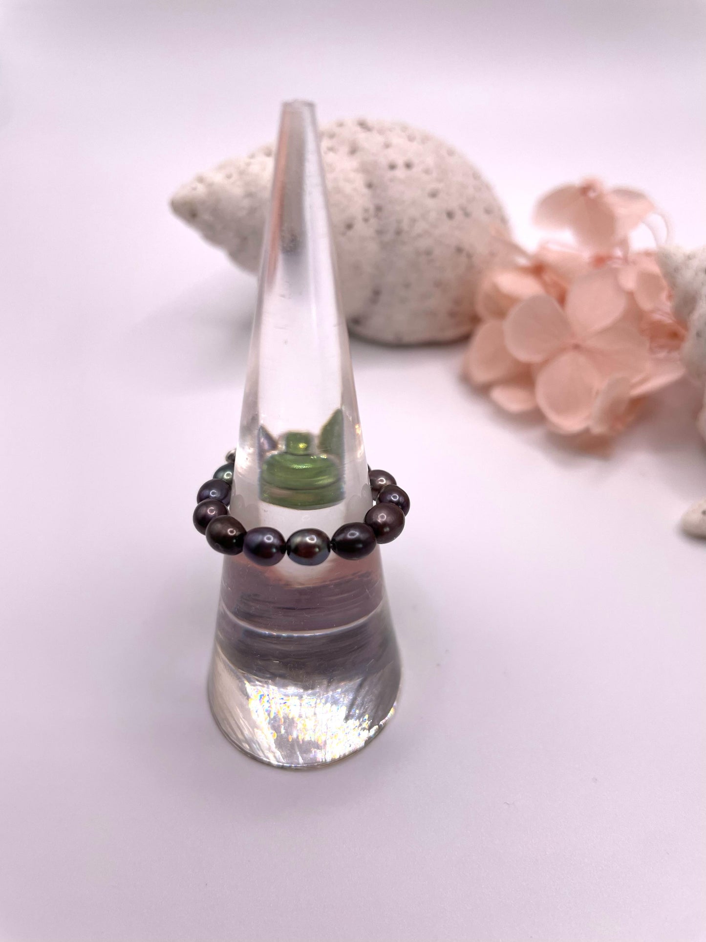 Perlenring mit grünem Turmalin