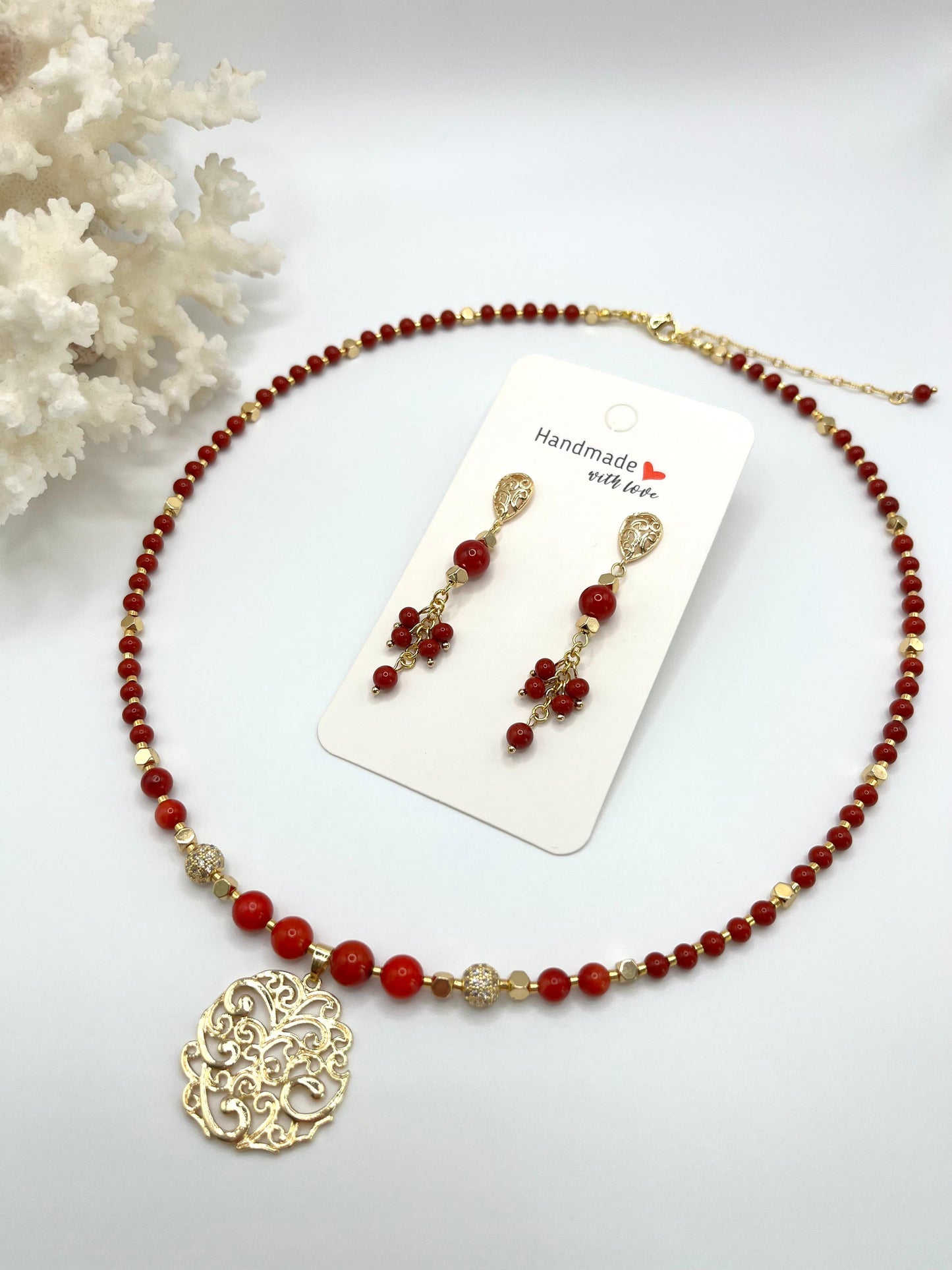 Korallen-Schmuckset “Meereszauber”, Kette und Ohrringe