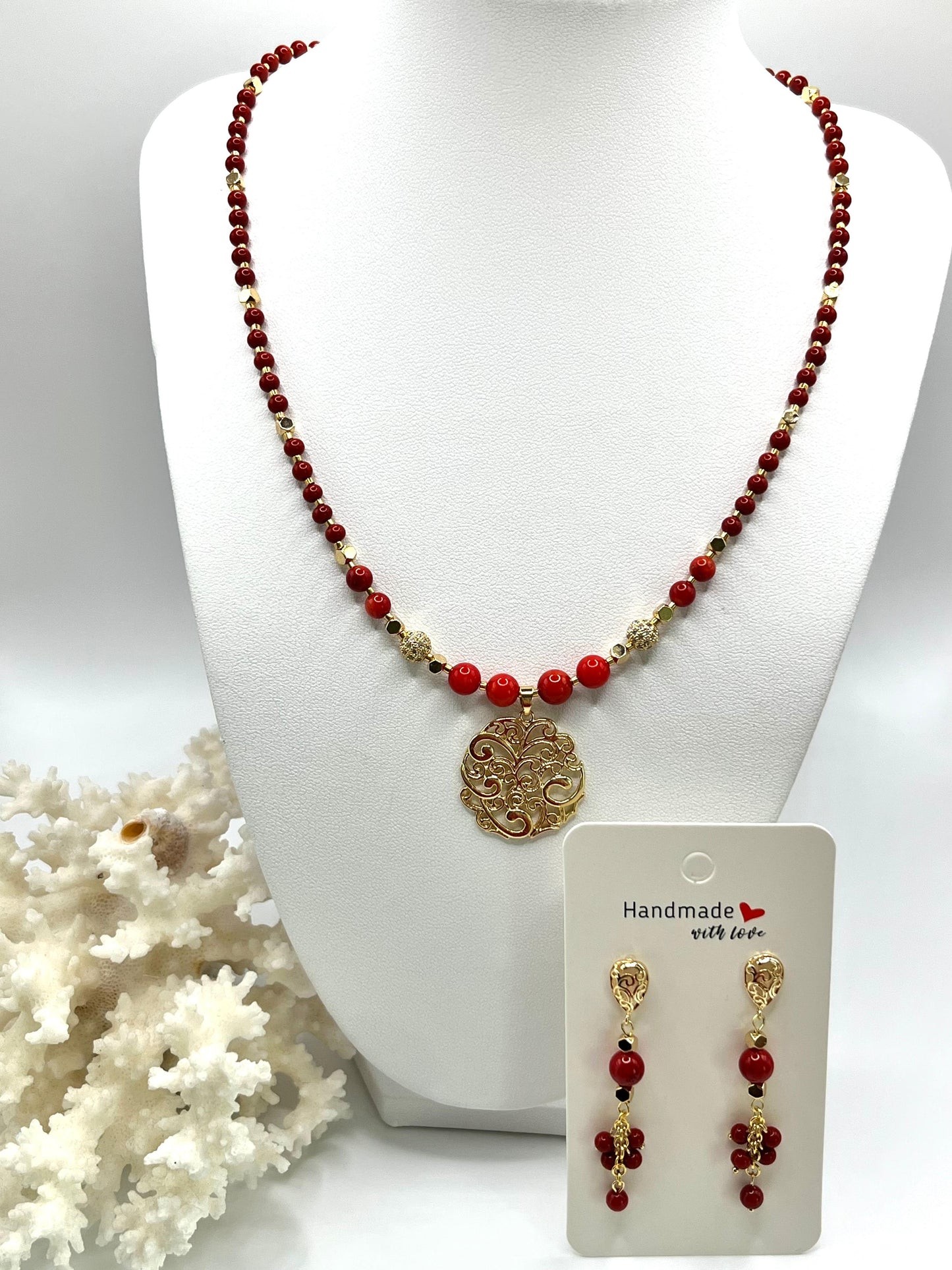 Korallen-Schmuckset “Meereszauber”, Kette und Ohrringe