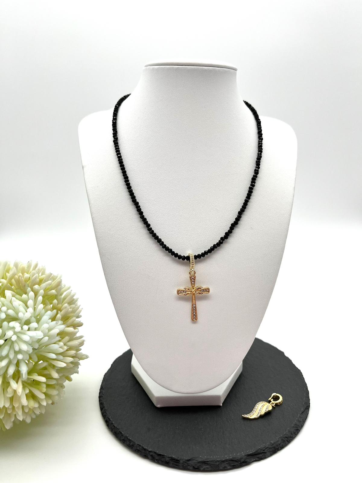 Edelsteinkette aus  Turmalin Schörl mit zwei Anhänger in gold