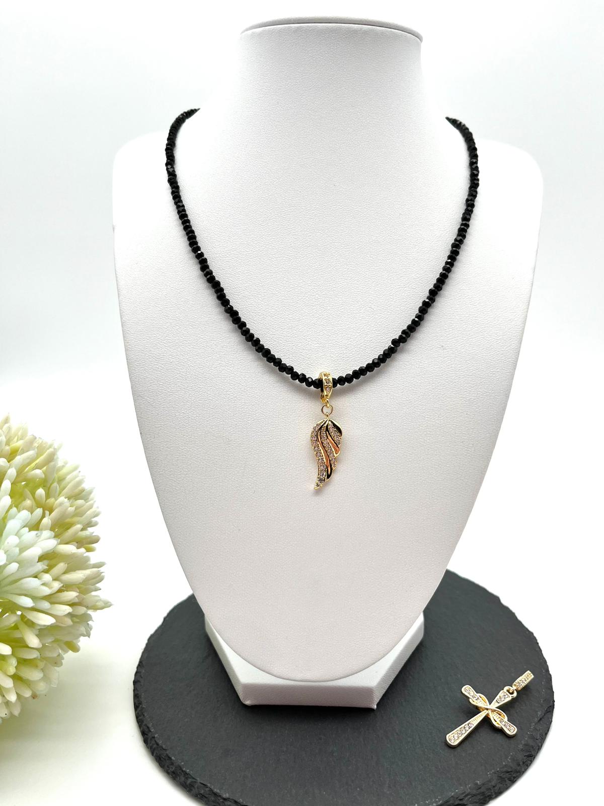 Edelsteinkette aus  Turmalin Schörl mit zwei Anhänger in gold