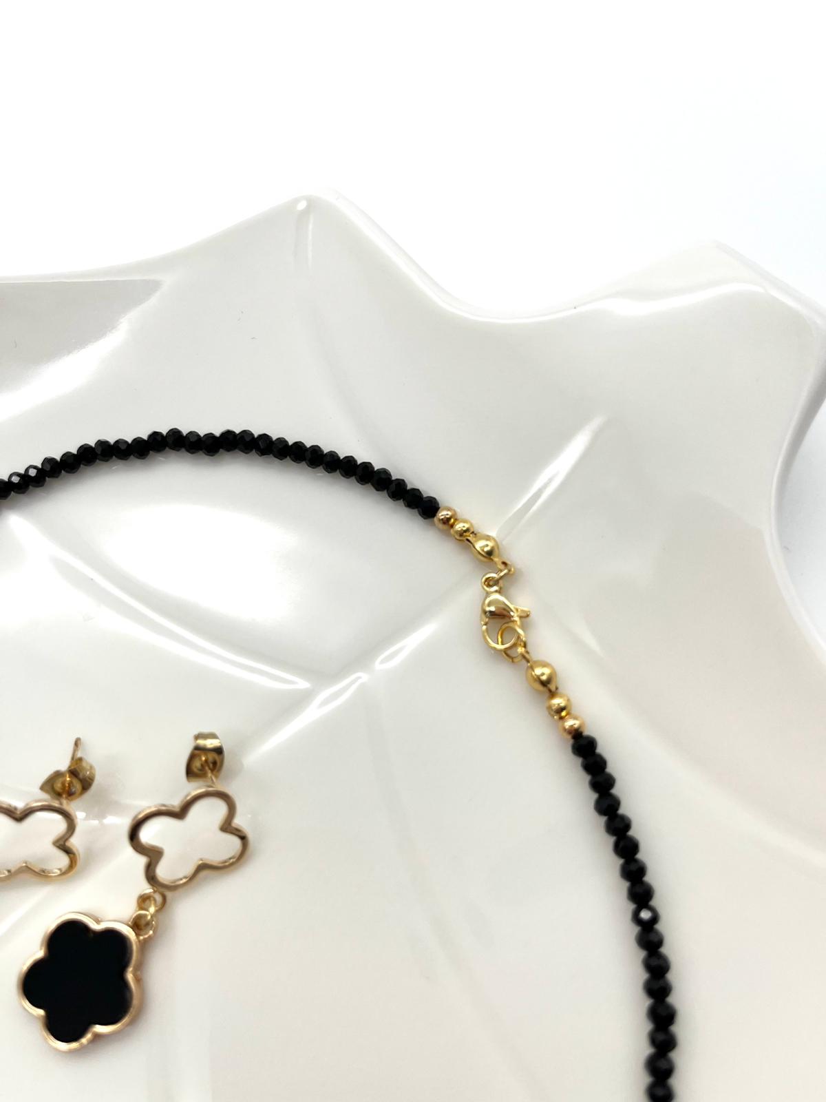 Edelsteine Schmuckset mit Turmalin Schörl, Kleeblatt Variation in gold