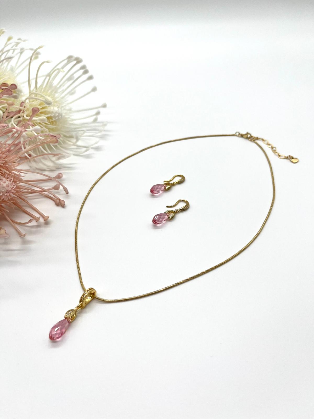 Elegantes Schmuckset mit hochwertigen Swarovski Kristallen