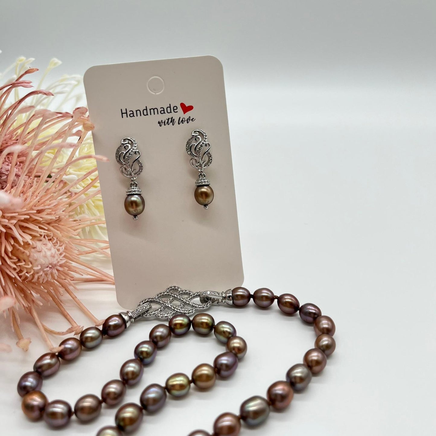 Schmuckset, Perlenkette in schimmernden Pfauentönen, handgeknotet