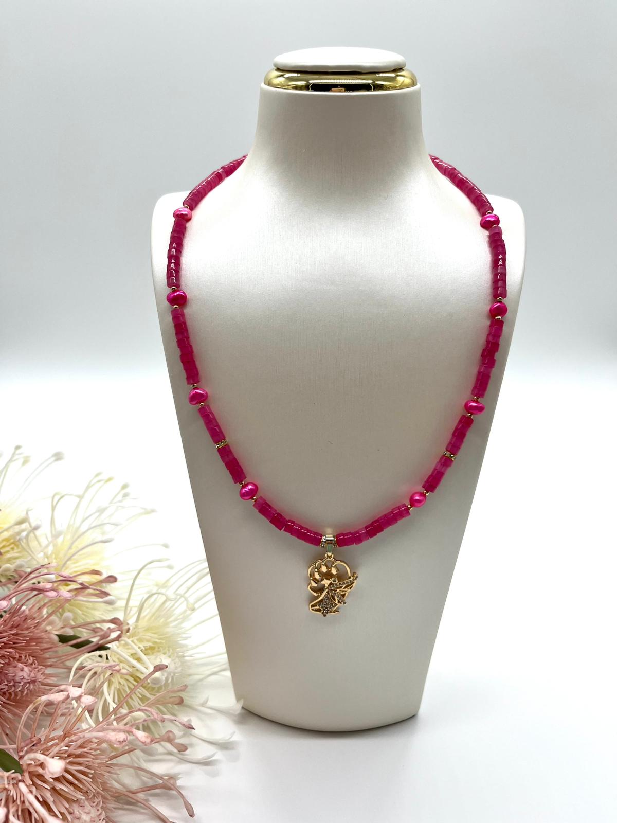 Edelstein Collier aus Jade und echten Perlen