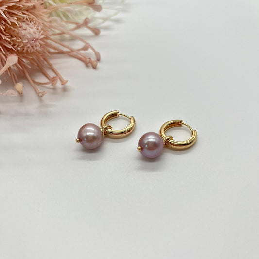 Creolen in gold mit echten Perlen in rosé